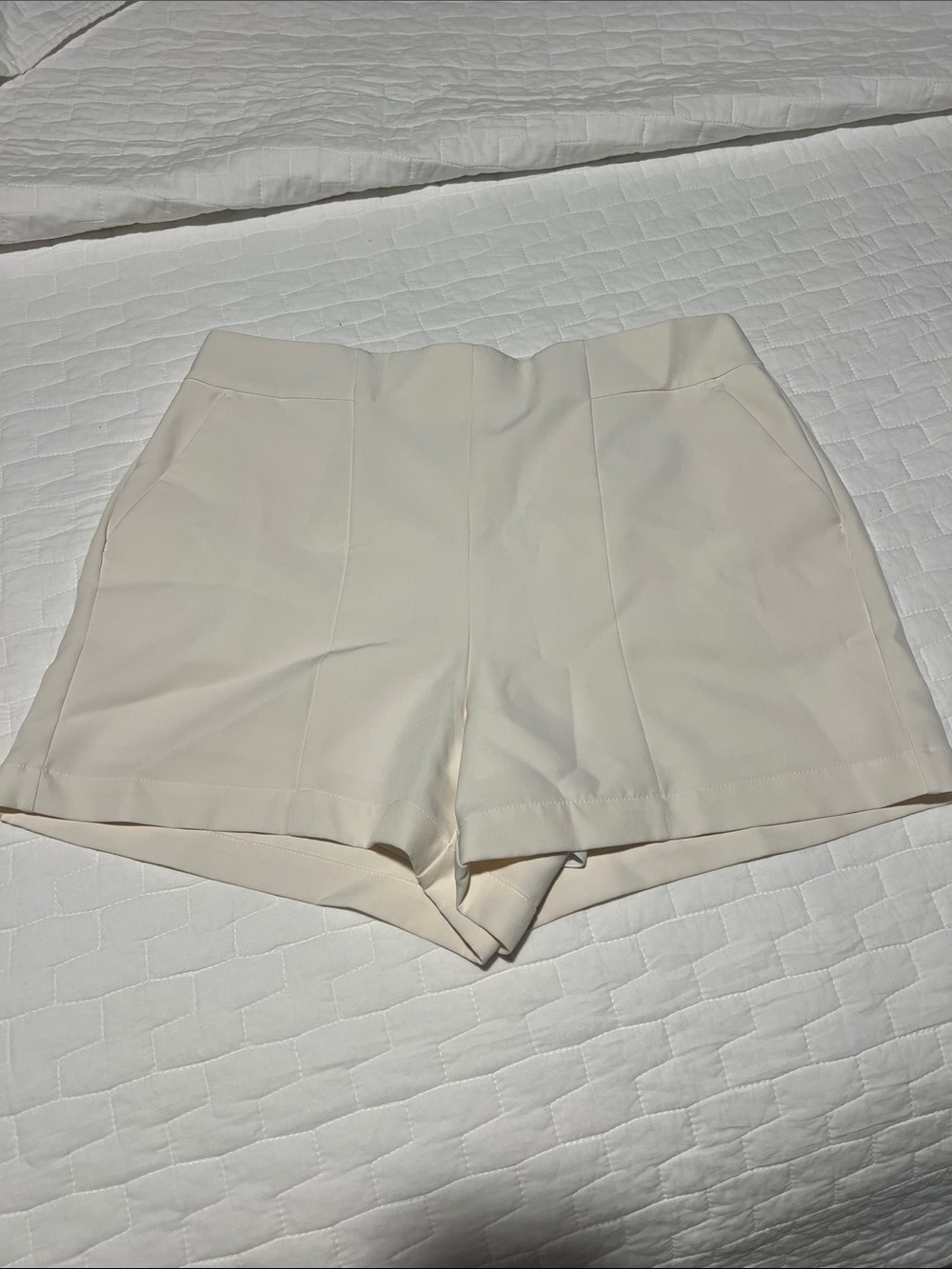 Cream High-Waist Tailored Women’s Shorts